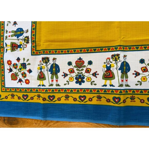 Vintage Tablecloth Pennsylvania Dutch Print 35” x 35” - Picture 3 of 10